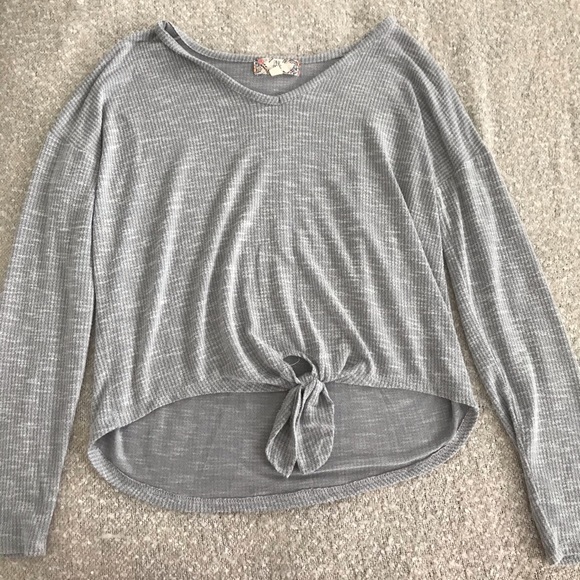 Pink Rose Sweaters - Grey Sweater Top